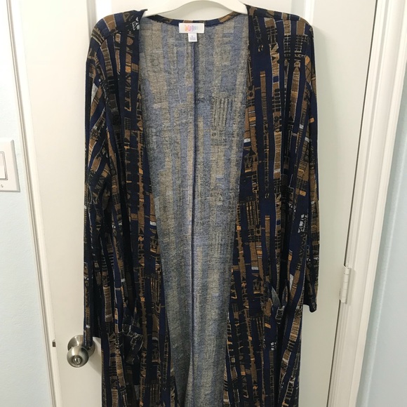 Lularoe Sarah - Picture 1 of 3